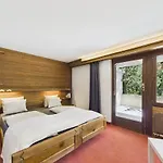 Charming Little Getaway In The Heart Of Feriehus Saas Fee